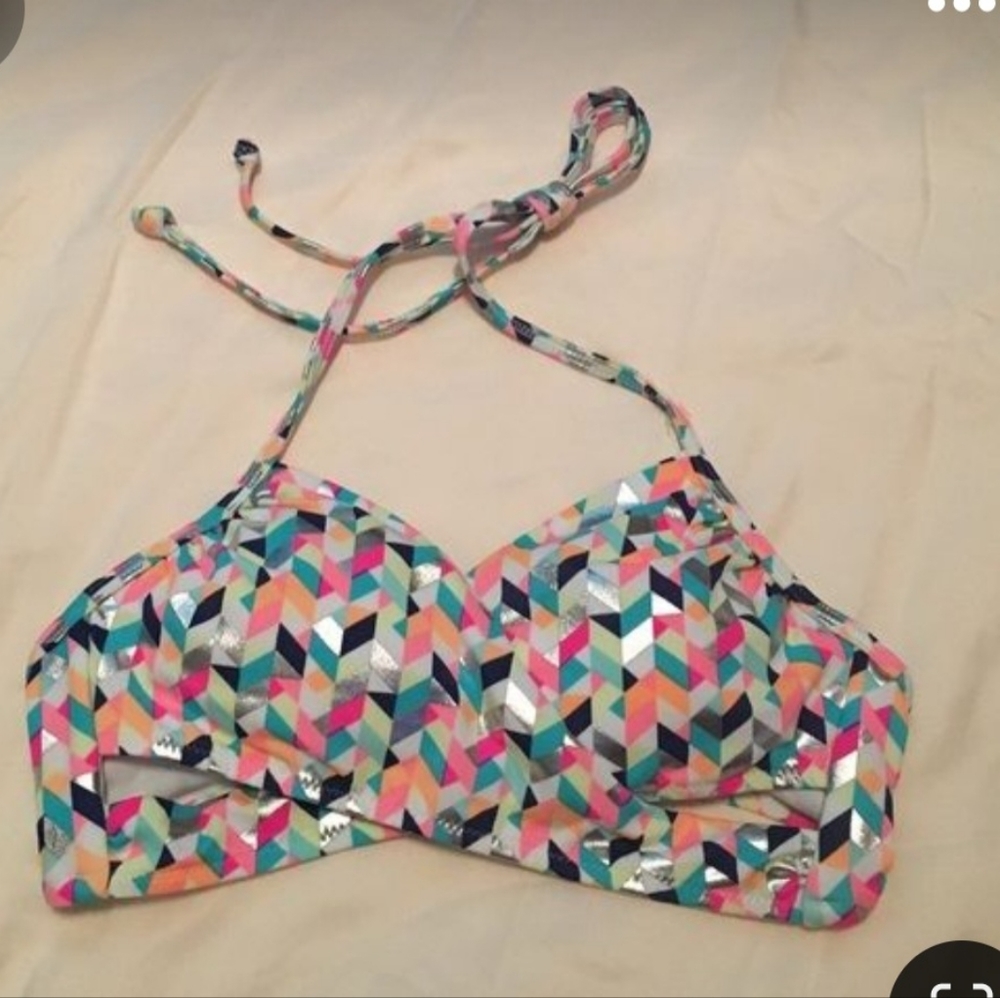 Pink bathingsuit top